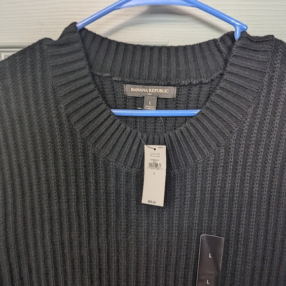 Banana Republic Large Navy Sleeveless Sweater - Picture 2 of 2